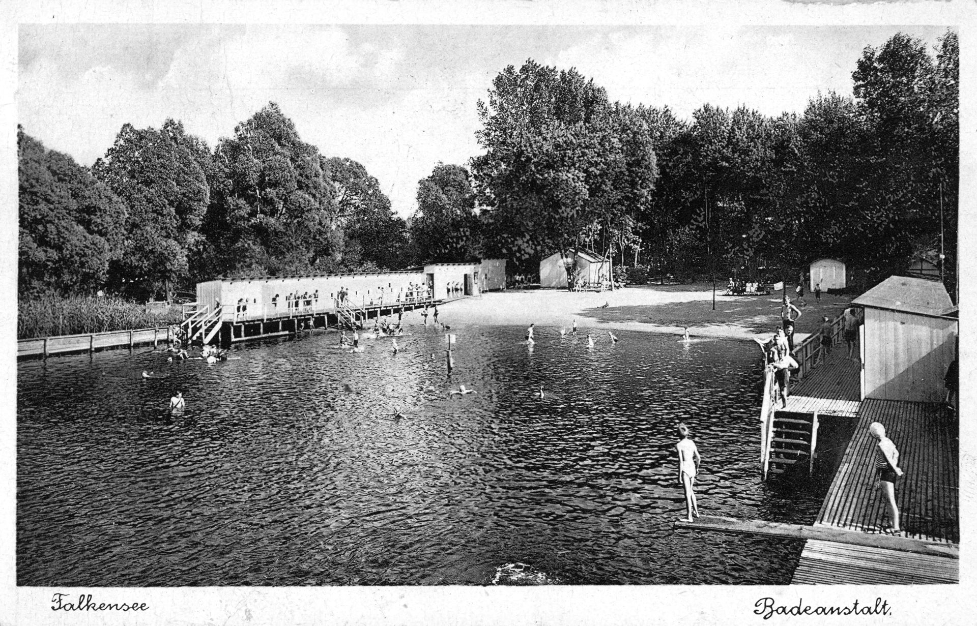 Bathing establishment at Falkenhagener See